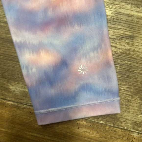 Athleta Girl Printed Chit Chat Capri Legging size XL/14 - Picture 6 of 6